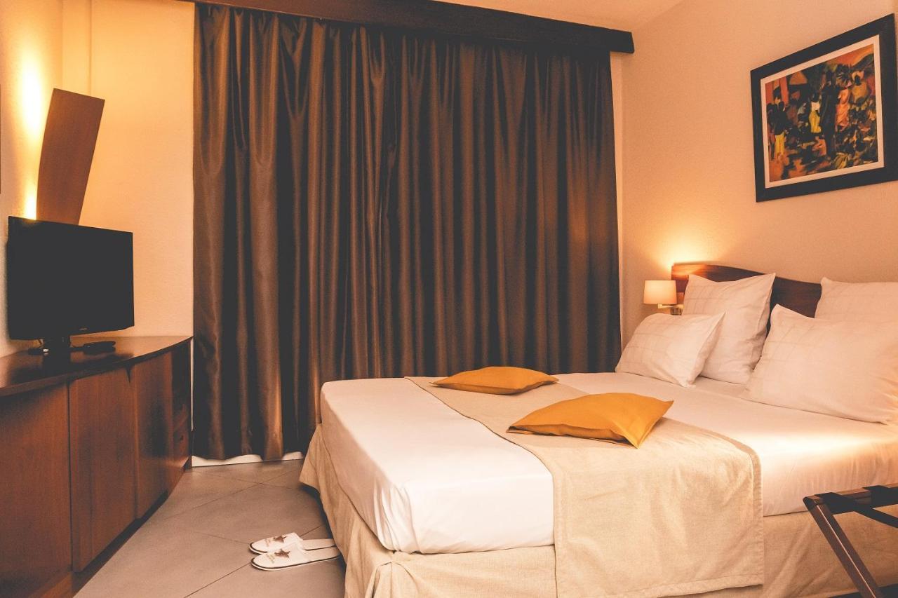 Hotel Des Roches กูรู ภายนอก รูปภาพ