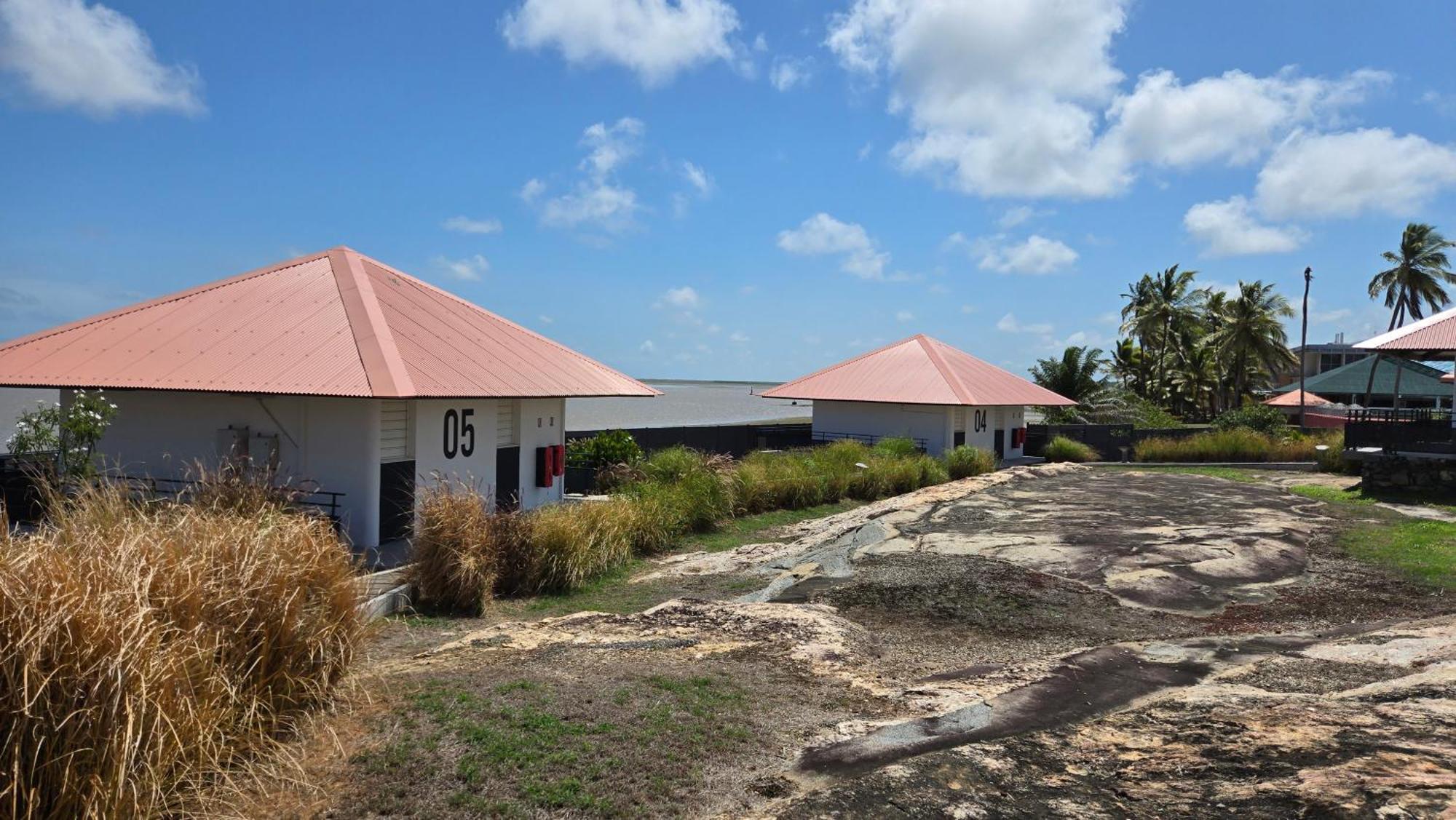Hotel Des Roches กูรู ภายนอก รูปภาพ